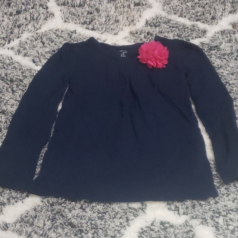 Girls top with flower
